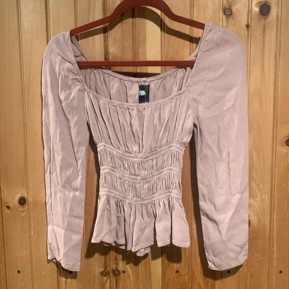 ‼️REFORMATION top‼️ - Picture 1 of 7